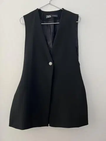 ZARA 베스트 블랙 비쥬 버튼 사이드 슬릿 XS 롱 기장