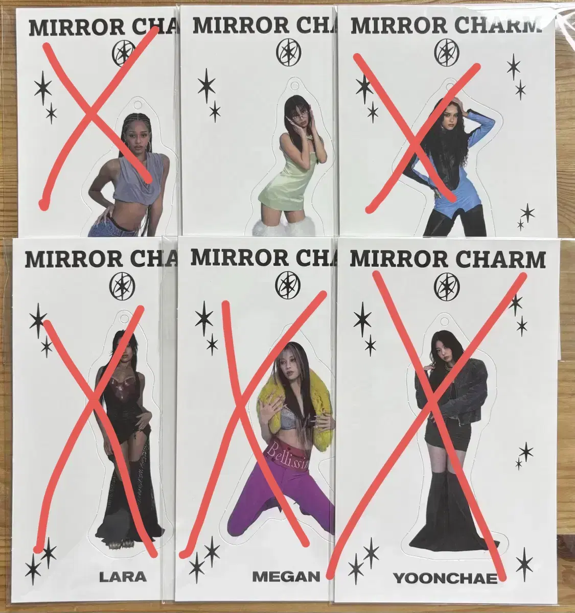 Cats Eye Beautiful Chaos Weverse Pre-order Benefit Photo Mirror Charm