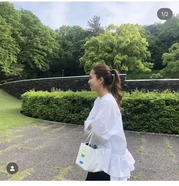 yori 백 프릴 블라우스 화이트