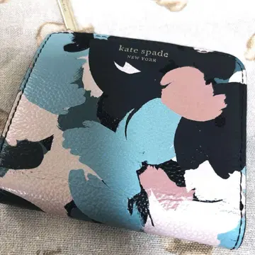 (거의 새상품급) katespade 접이식 지갑