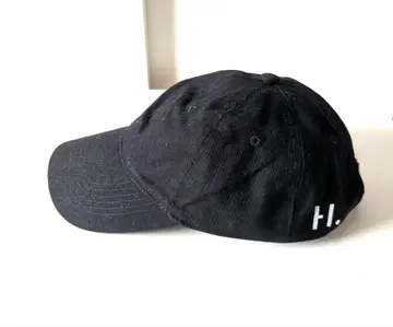 [새상품급] HeRIN.CYE 캡 블랙