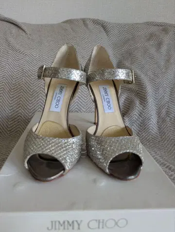 JIMMY CHOO 실버 오픈토 힐