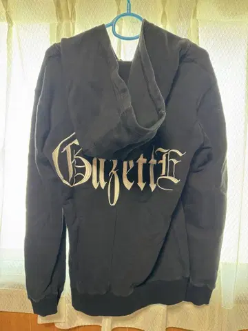 the GazettE 초기 로고 후드티