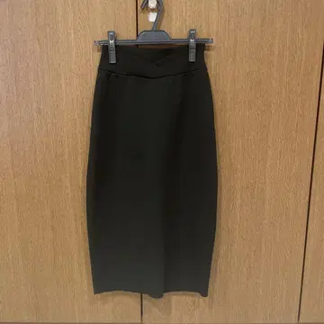DIANNE 블랙 타이트 스커트 38
