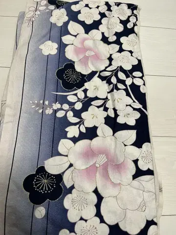 유카타 꽃무늬 네이비 화이트