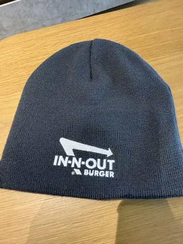 IN-N-OUT BURGER 그레이 니트 모자