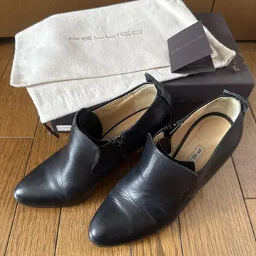 PELLICO 블랙 가죽 부티
