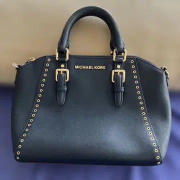 MICHAEL KORS 네이비 숄더백 마이클코어스