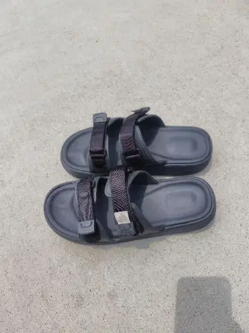 SUICOKE ZONA 스위코크 조나