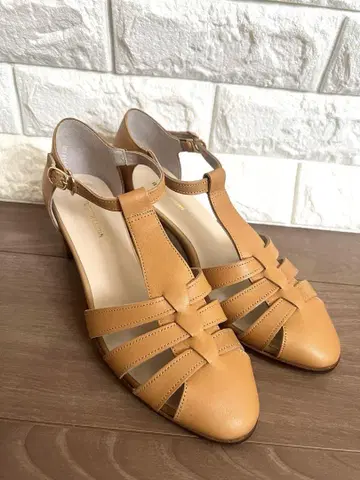 여성용 샌들 모드 카오리 구르카 샌들 카멜 24.5cm