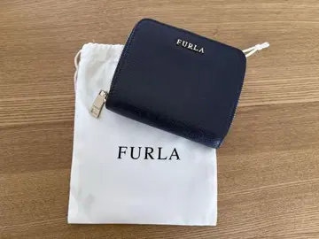 FURLA 네이비 접이식 지갑