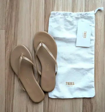 미사용 새상품 Tkees 티키즈 샌들 22.5cm