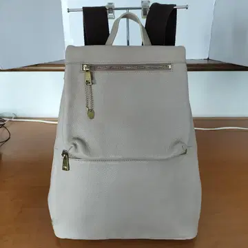 새상품급 F.CLIO 에프클리오 이탈리아제 천연 가죽 가죽 백팩 백