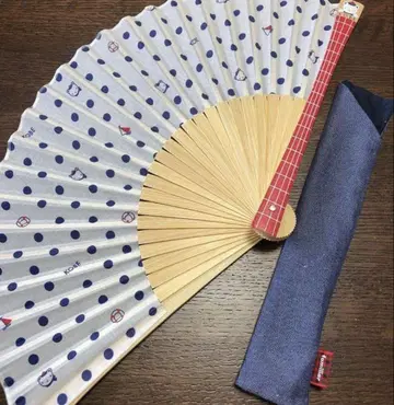 파밀리아 고베 부채