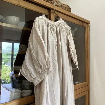 새상품급! 08Mabu 넉넉한 개더 롱 셔츠 원피스 돌먼 베이지