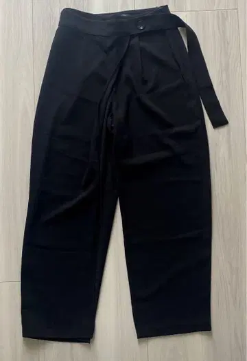 택 포함 새상품 ZARA*디자인 팬츠