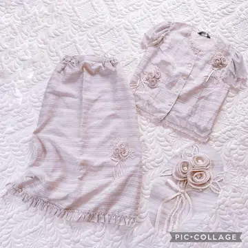 로베르타 간돌피 입체 꽃 모티브 린넨 혼방 셋업 베이지 계열 M