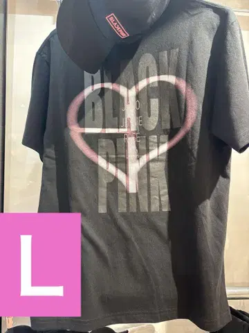 BLACKPINK WORLD TOUR POP-UP STORE 셔츠