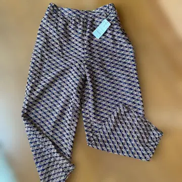루카 팬츠