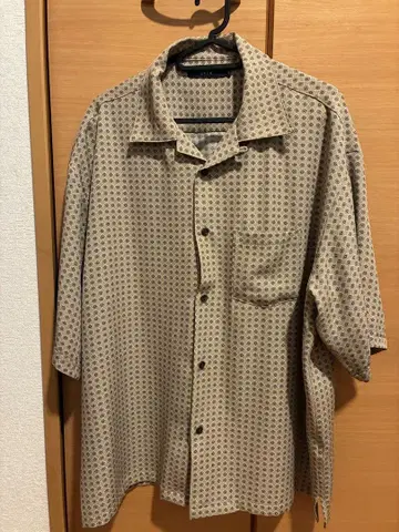 오픈 카라 셔츠 M 사이즈