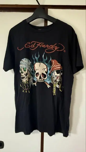 Ed Hardy 스컬 디자인 티셔츠 블랙