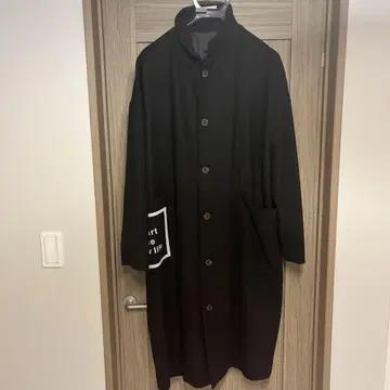 블랙 체스터 코트