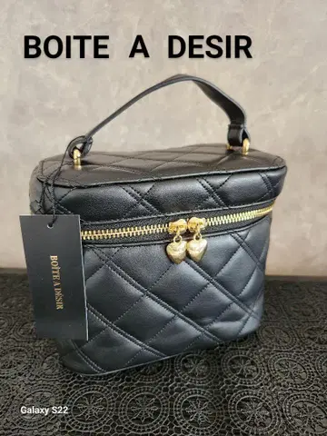 새상품.미사용 BOITE A DESIR 블랙 숄더백