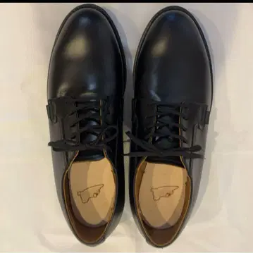 RED wing 포스트맨