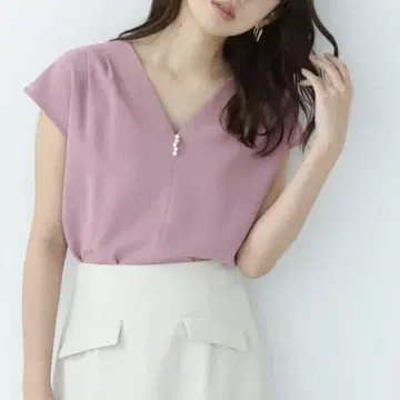 Natural Beauty Basic 펄 블라우스