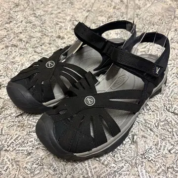 새상품급 KEEN 로즈 샌들 24.5cm 블랙