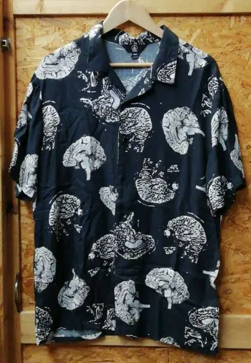 VOLCOM 볼컴 뇌 패턴 반팔 오픈 카라 셔츠 70-0703-1-A