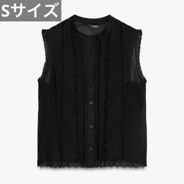 ZARA 로맨틱 레이스 인서트 상의