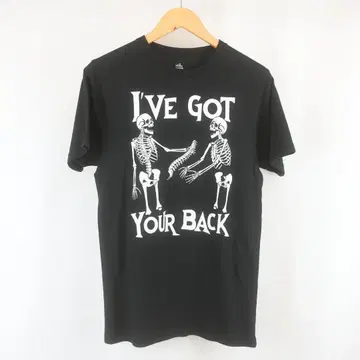 I'VE GOT YOUR BACK 스컬 해골 프린트 티셔츠