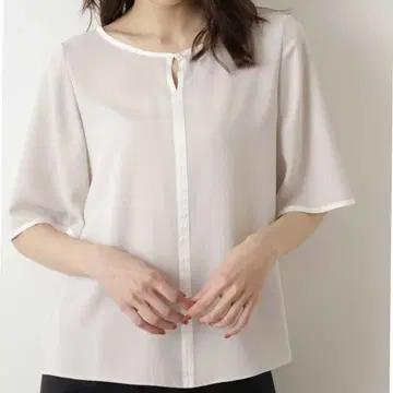 Natural Beauty Basic 바이컬러 블라우스