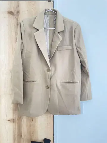 베이지 테일러드 재킷