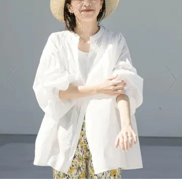 새상품 어반 리서치 도어스 코튼 보일 개더 블라우스