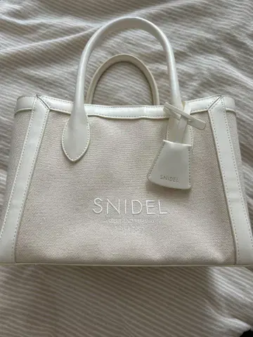 SNIDEL 캔버스 로고 백