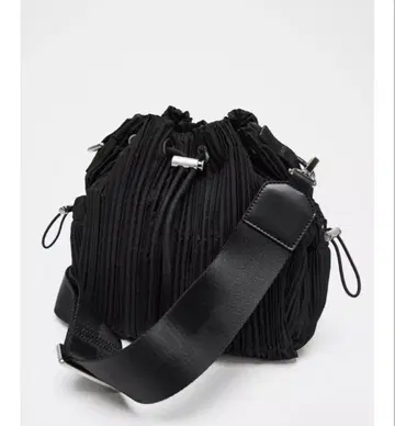 당일 발송 완판템 ZARA 플리츠 복조리 백