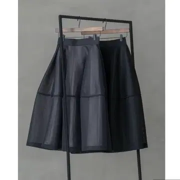lig. sheer volume skirt gray