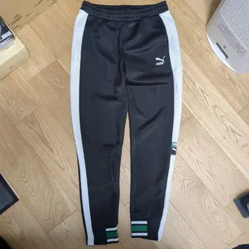 PUMA T7 팬츠 M 사이즈