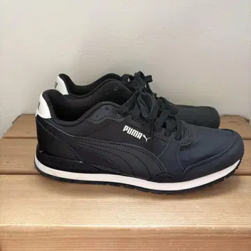 PUMA 여성용 스니커즈