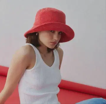 새상품 알리시아 스탠 테리 버킷햇 레드 RED 모자 썸머햇