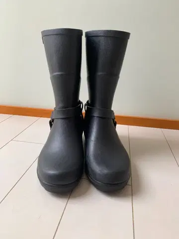 AIGLE 미스줄리 러버 레인부츠 블랙