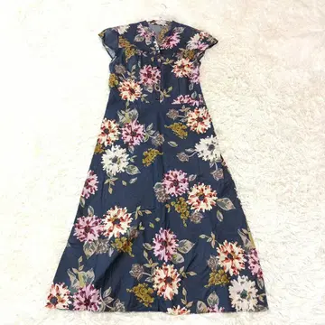 LAURA ASHLEY 로라 애슐리 꽃무늬 원피스