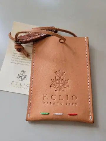 F.CLIO 가죽 패스 케이스 에프클리오