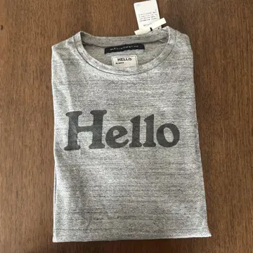 [madisonblue 매디슨 블루] 시착만 한 Hello T셔츠