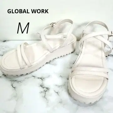 [새상품급] GLOBALWORK 통굽 샌들 M 화이트 오픈토 스트랩