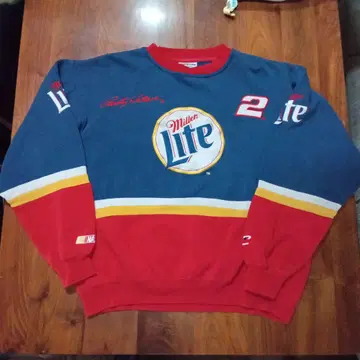 Miller Lite 트레이너 사인 포함
