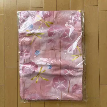 꽃무늬 나팔꽃 잠자리 패턴 핑크 디자인의 기모노 유카타