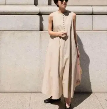 슬리브리스 티셔츠 원피스 베이지